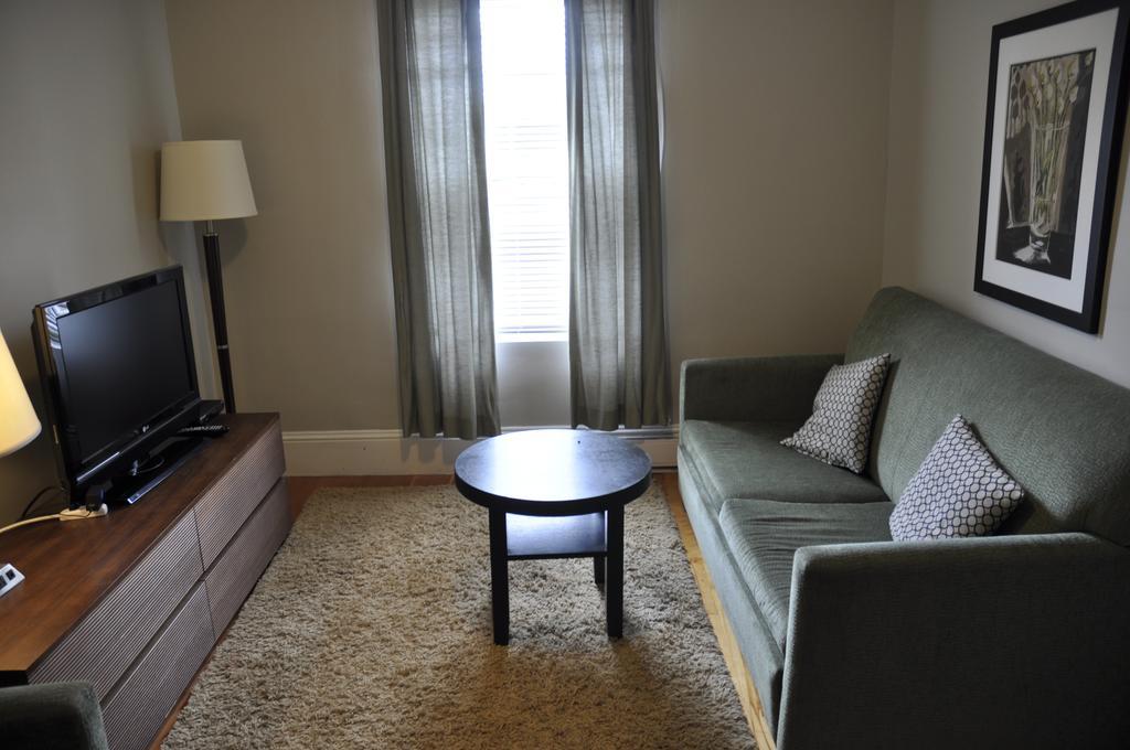Moncton Suites - Apartments Across Georges Dumont Esterno foto